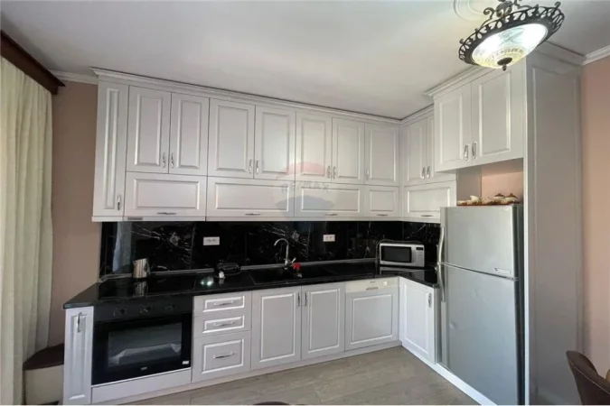 Tirane, jepet me qera apartament 1+1 Kati 3, 65 m² 500 € (Kodra e diellit)