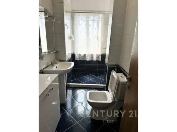Tirane, jepet me qera apartament 1+1 Kati 2, 71 m² 87.000 € (fresk)
