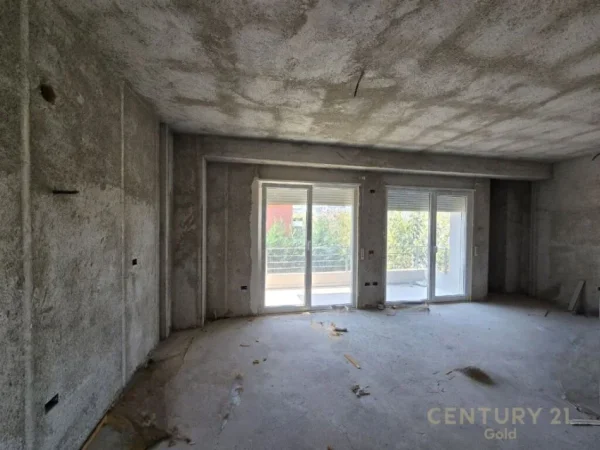 Tirane, shes apartament 2+1+Aneks+Ballkon Kati 4, 117 m² (KOPSHTI BOTANIK)