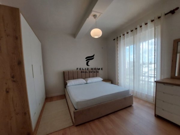 Tirane, jepet me qera apartament 2+1+Ballkon Kati 7, 86 m² 600 € (QYTET STUDENTI)
