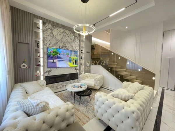 Tirane, shes apartament duplex Dublex Kati 1, 182 m² 450.000 € (Kodra e Diellit Residence)