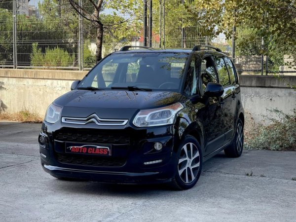 Tirane, shes makine CITROEN C3 PICASSO Benzin+Gaz, e zeze manuale Klima 178.000 km 5490 EURO