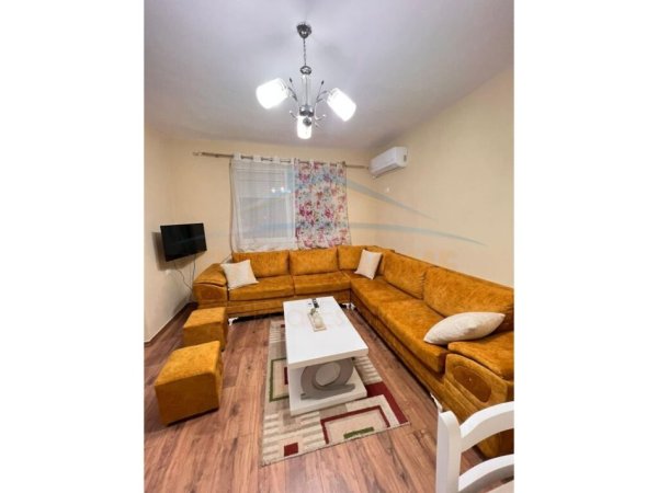 Tirane, shitet apartament 1+1 Kati 5, 57 m² 102.600 € (Rruga Mine Peza)