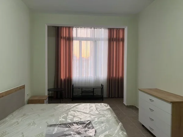 Tirane, jepet me qera apartament 2+1 Kati 4, 70 m² 550 € (MYSLYM SHYRI)