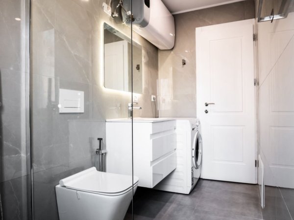 Tirane, jepet me qera apartament 1+1 Kati 4, 60 m² 600 € (Rruga e Durresit)