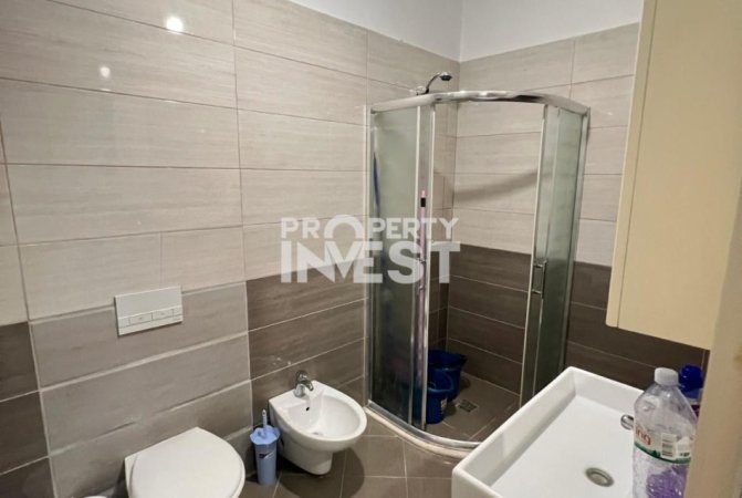 Tirane, jepet me qera apartament 2+1+Aneks+Ballkon Kati 1, 105 m² 500 € (kodra e diellit)