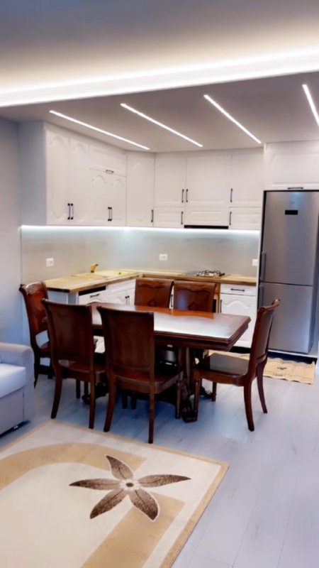 Tirane, jepet me qera apartament 2+1 Kati 1, 70 m² 500 € (Siri Kodra)
