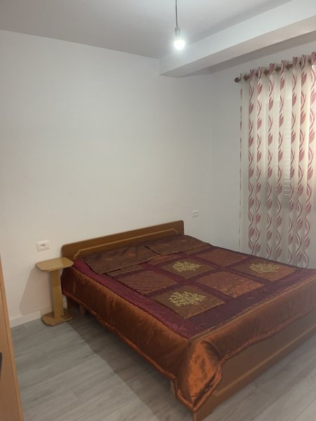 Tirane, jepet me qera apartament 2+1 Kati 1, 70 m² 500 € (Siri Kodra)