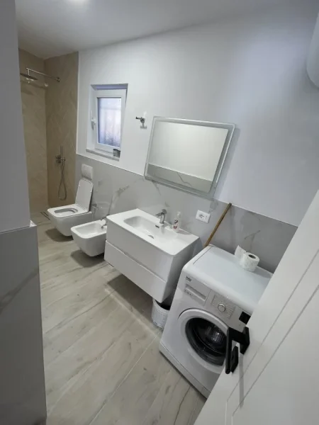 Tirane, jepet me qera apartament 2+1 Kati 1, 70 m² 500 € (Siri Kodra)