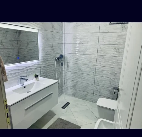 Tirane, jepet me qera apartament 2+1 Kati 5, 105 m² 500 € (Astir)