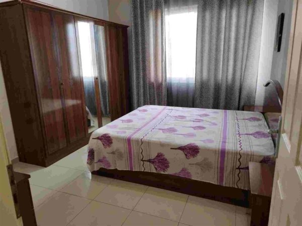 Tirane, jepet me qera apartament 2+1 Kati 8, 75 m² 380 € (Yzberisht)