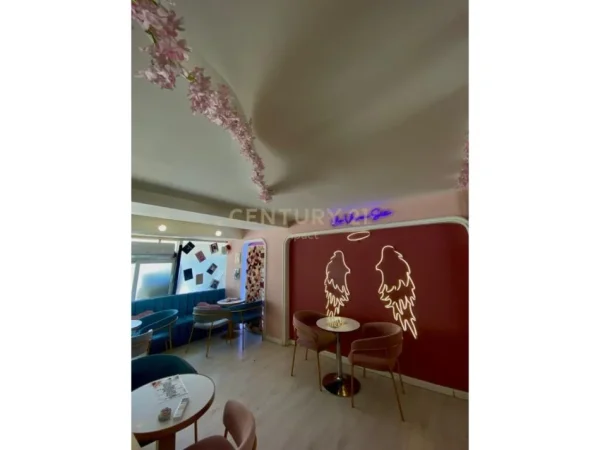 Tirane, shes lokal Kati 0, 110 m² 40.000 €