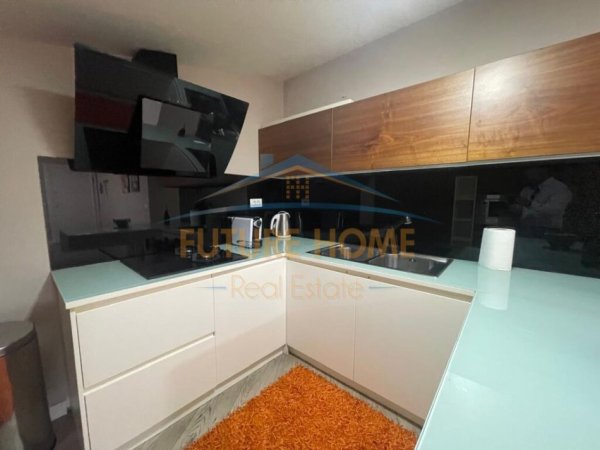 Tirane, jepet me qera apartament 2+1+Ballkon Kati 2, 103 m² 1.150 € (TEG LONG HILL REZIDENCE)