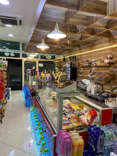 Tirane, shitet dyqan Kati 0, 80 m² 230.000 € (RRUGA SHEFQET KUKA)