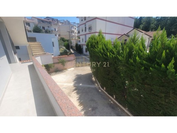 Tirane, jap me qera Vile 2+1 Kati 2, 105 m² 600 € (Vilat Amerikane)