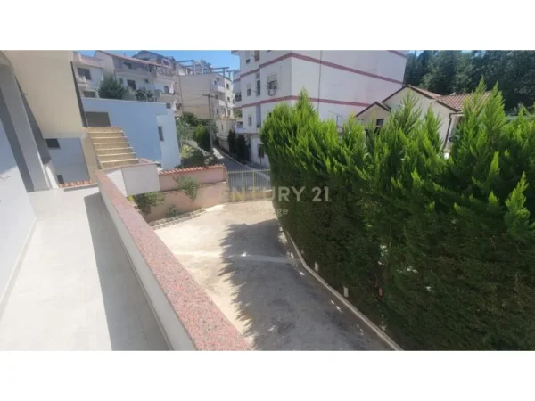 Tirane, jap me qera Vile 2+1 Kati 2, 105 m² 600 € (Vilat Amerikane)