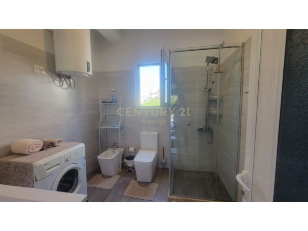 Tirane, jap me qera Vile 2+1 Kati 2, 105 m² 600 € (Vilat Amerikane)