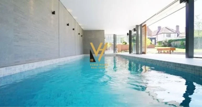 Golem, shitet ambjent biznesi Kati 0, 160 m² 300.000 € (GOLEM)