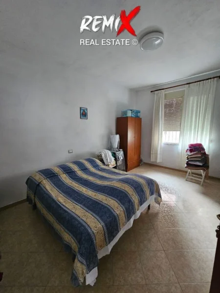 Durres, shitet Vile 3 Katshe Kati 3, 160.000 €