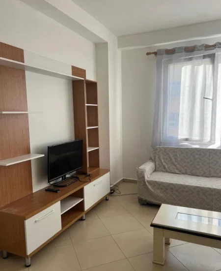 Tirane, jepet me qera apartament 1+1+Ballkon Kati 6, 72 m² 400 € (Astir prane Bar Artisti.)