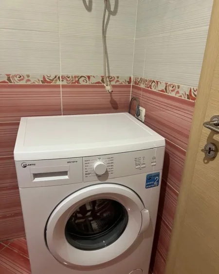 Tirane, jepet me qera apartament 1+1+Ballkon Kati 6, 72 m² 400 € (Astir prane Bar Artisti.)