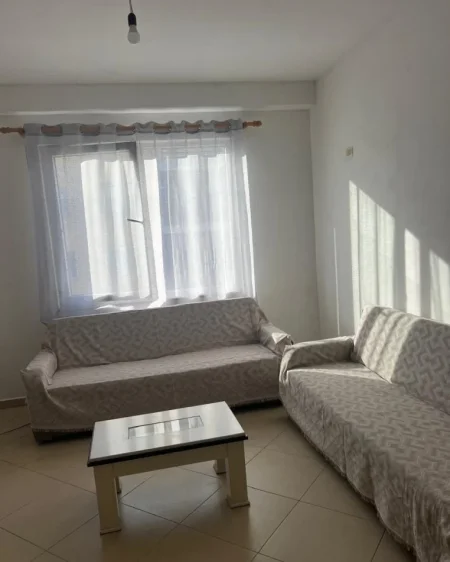 Tirane, jepet me qera apartament 1+1+Ballkon Kati 6, 72 m² 400 € (Astir prane Bar Artisti.)