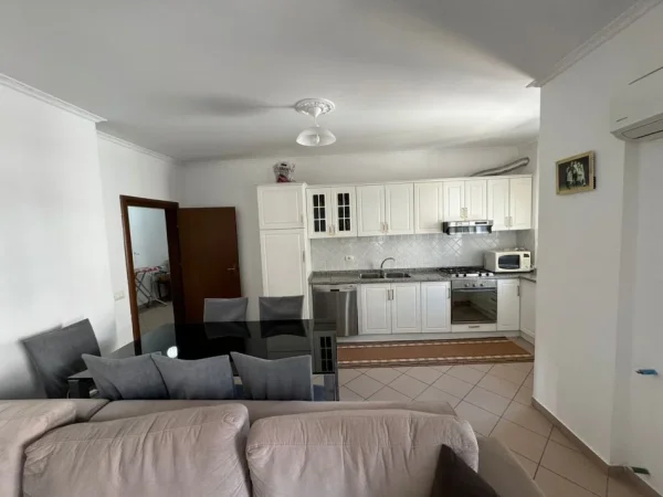 Durres, shitet apartament 2+1+Aneks+Ballkon , 140 m² 190.000 € (Vollga)