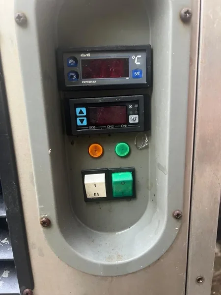 Fier, shes Frigorifer Zanussi per biznes