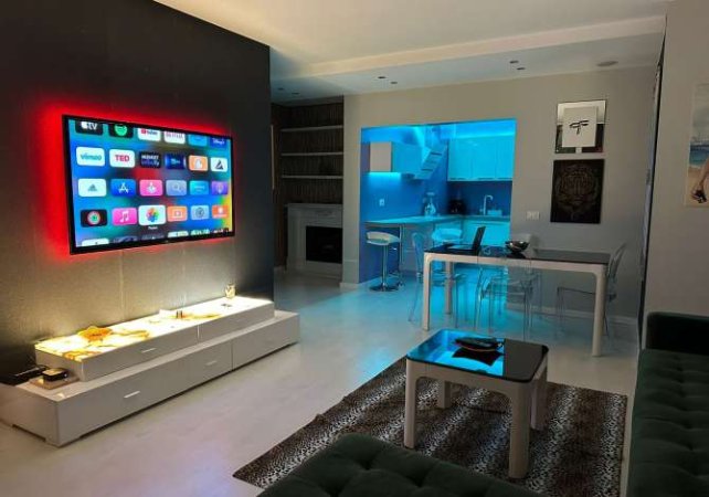 Tirane, jepet me qera apartament 2+1 Kati 6, 101 m² 1.500 € (Rruga Donika Kastrioti)