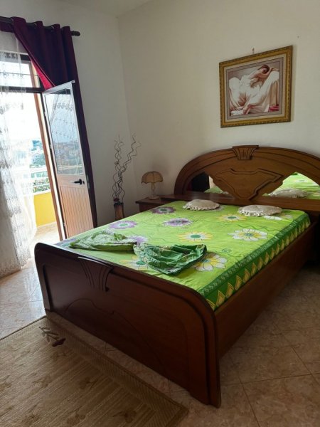 Durres, jepet me qera shtepi 4+1+Ballkon Kati 2, 200 m² 300 € (Plepa, Durres)