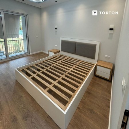 Tirane, jepet me qera Vile 2+1 Kati 2, 180 m² 1000 € (Rruga Dalip Topi) TT 1399