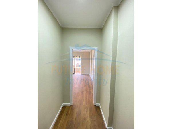 Tirane, shitet apartament 2+1 Kati 5, 90 m² 185.000 € (Pazari i Ri)