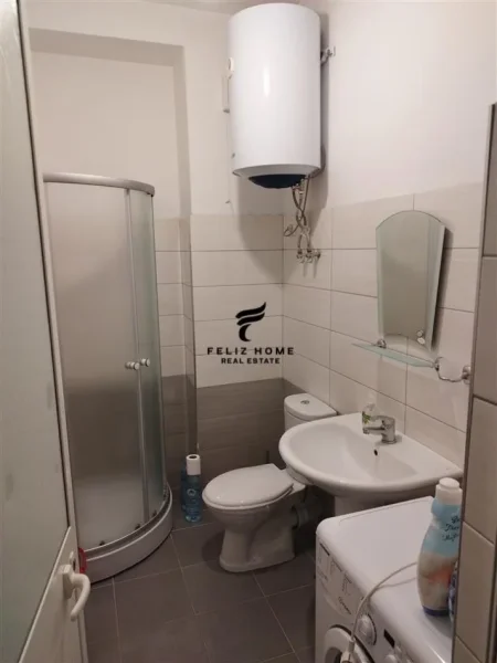 Tirane, jepet me qera apartament 2+1 Kati 3, 120 m² 700 € (KOPSHTI ZOOLOGJIK)