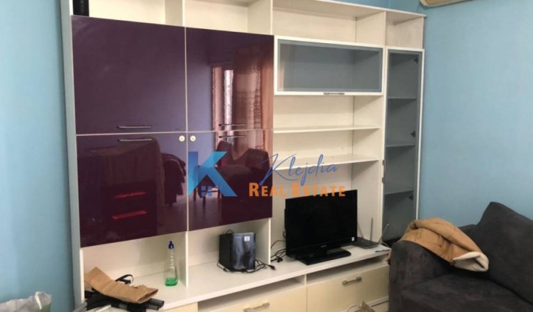 Tirane, jap me qera apartament 2+1+Ballkon Kati 5, 100 m² 550 € (Don Bosko)