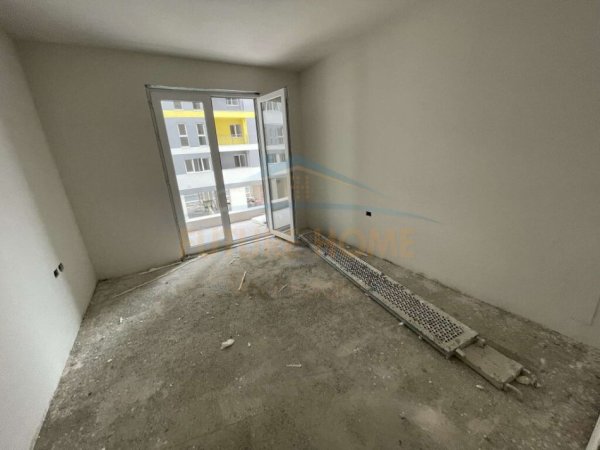 Tirane, shitet apartament 2+1+Aneks+Ballkon Kati 1, 105 m² 100.473 € 
