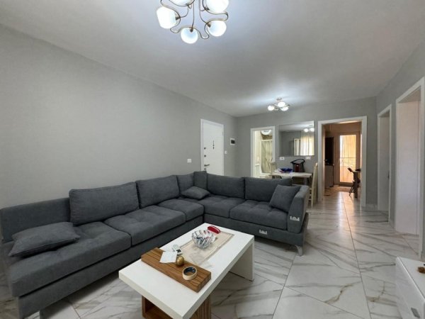 Tirane, shitet apartament 2+1+Aneks+Ballkon , 80 m² 139.000 € (Pazari i Ri)