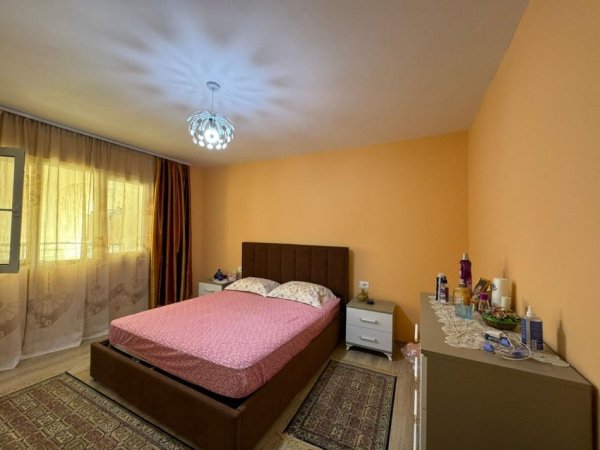 Tirane, shitet apartament 2+1+Aneks+Ballkon , 80 m² 139.000 € (Pazari i Ri)