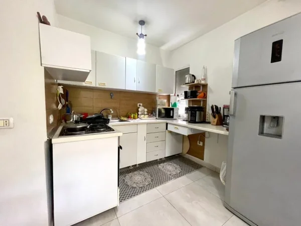Tirane, shitet apartament 2+1 , 81 m² (Vasil Shanto)