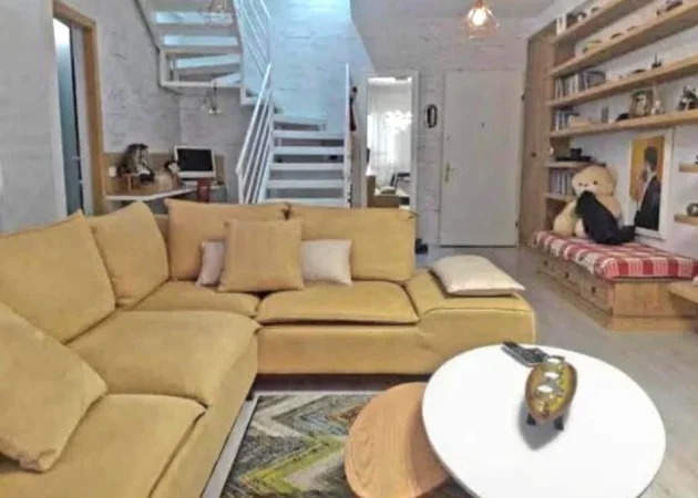 Tirane, shitet apartament duplex 2+1+Aneks+Ballkon Kati 5, 135 m² 175.000 € (Vetem Agjensi Rexhina! Asti)