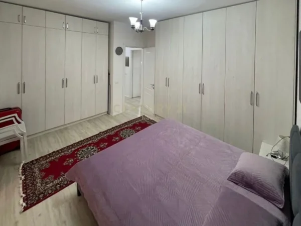 Tirane, shitet apartament 1+1 Kati 5, 68 m² 110.000 € (ish parku)