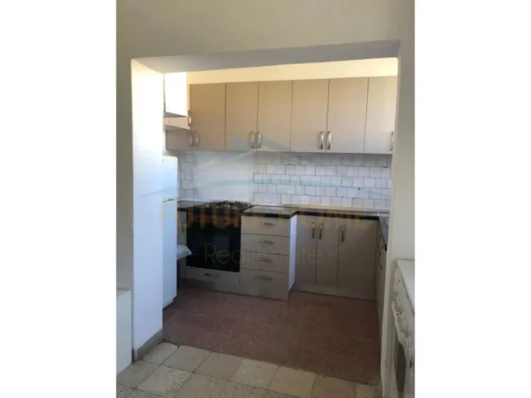 Durres, shitet apartament 2+1 Kati 2, 95 m² 75.000 € (Shkozet, Durrës)