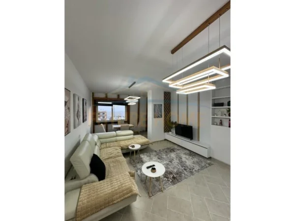 Durres, shitet apartament 2+1 Kati 2, 133 m² 200.000 € (Vollga, Durres)