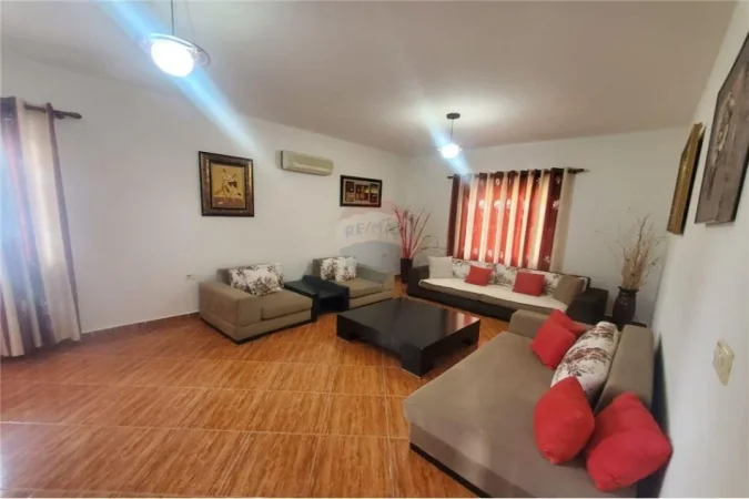 Tirane, jepet me qera 1+1 , 120 m² 350 € (Rruga Korabi - Don Bosko - Jordan Misja, Shqipëri)