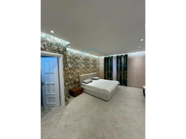 Durres, shitet apartament 2+1 Kati 2, 133 m² 200.000 € (Vollga, Durres)