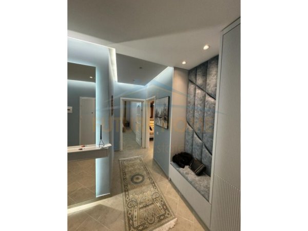 Durres, shitet apartament 2+1 Kati 2, 133 m² 200.000 € (Vollga, Durres)