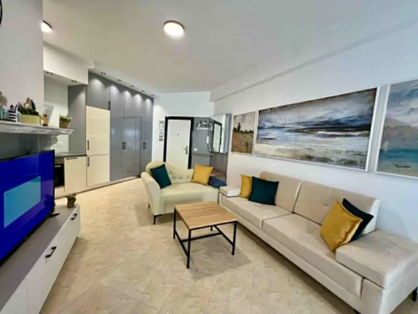 Vlore, shitet 1+1+Ballkon Kati 3, 62 m² 105.000 € (Orikum,Vlore)