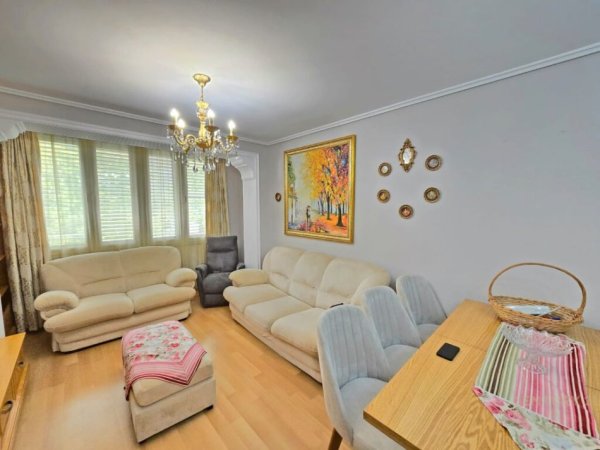 Tirane, jepet me qera apartament 2+1 Kati 2, 72 m² 650 € (MYSLYM SHYR)