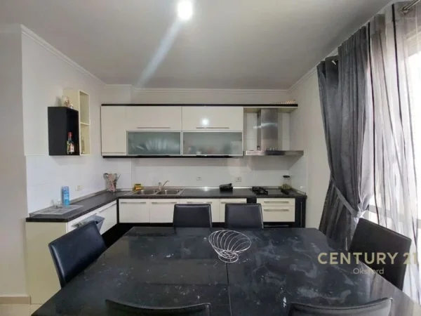 jepet me qera  Bulevardi Migjeni