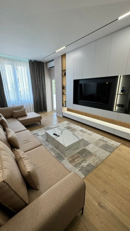 Tirane, jepet me qera apartament 1+1+Ballkon Kati 1, 850 € (Liqeni thate, Hotel Radison)