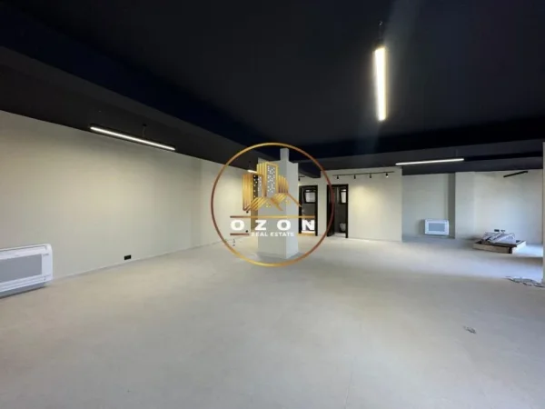 Ambient Biznesi për Qira në Qendër!